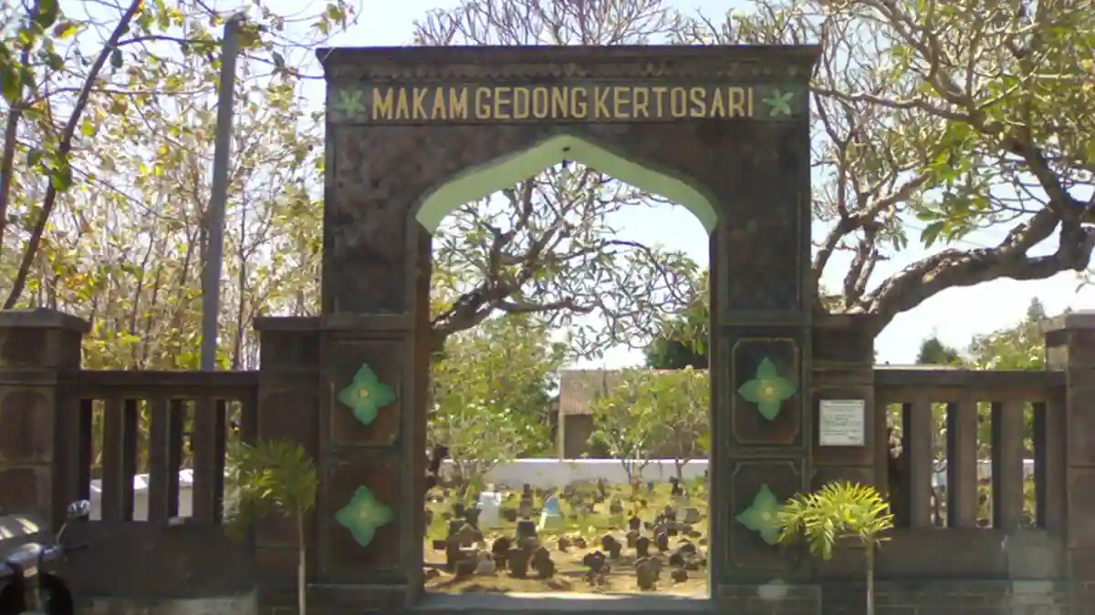 Makam Gedong Kertosari