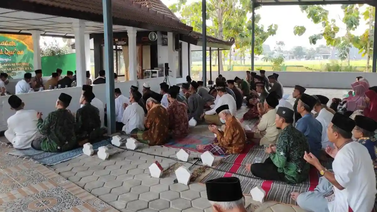 Makam Kiai Ageng Umar Shodiq Babadan